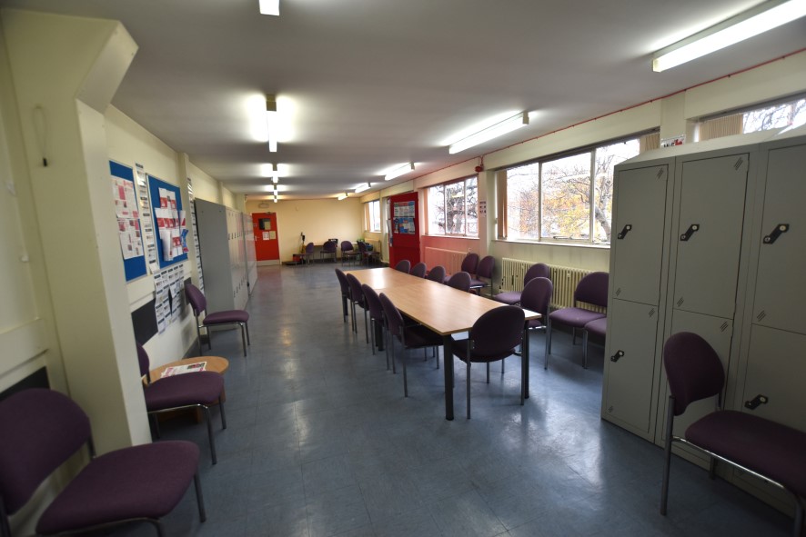 Tong Road Delivery Office, Upper Wortley Road, Leeds, West Yorkshire LS12 4JG