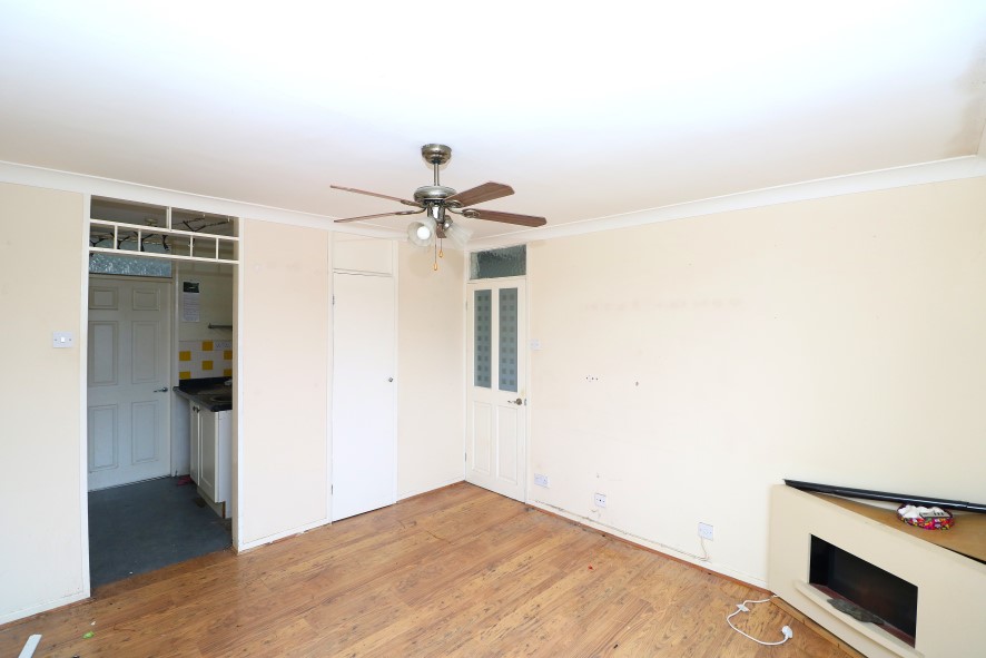 Property for Auction in Birmingham - 27 Brabham Close, Kidderminster, West Midlands DY11 5EA