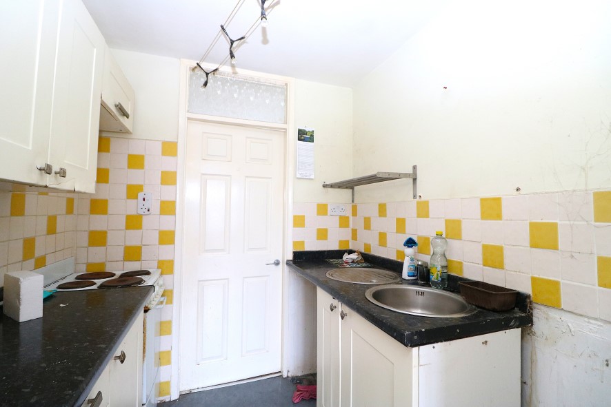 Property for Auction in Birmingham - 27 Brabham Close, Kidderminster, West Midlands DY11 5EA