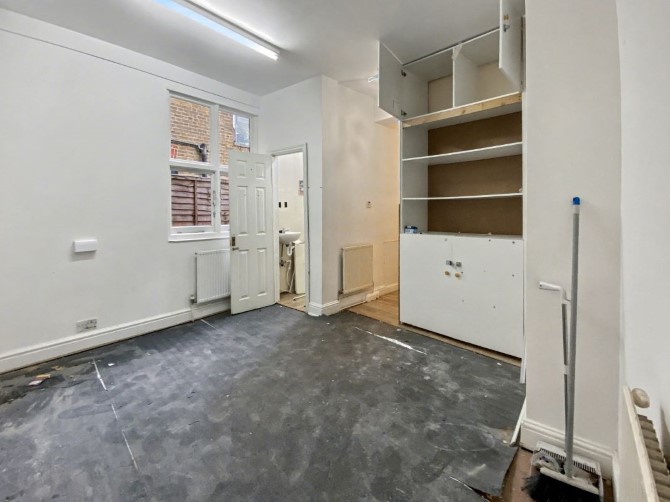 Property for Auction in London - 13 Thrale Road, Streatham, London