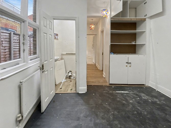 Property for Auction in London - 13 Thrale Road, Streatham, London