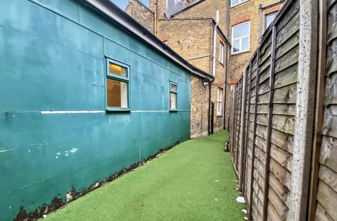 Property for Auction in London - 13 Thrale Road, Streatham, London