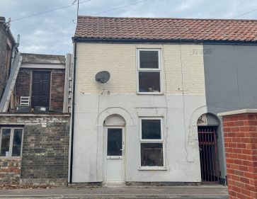 Property for Auction in East Anglia - 1 Sidegate Road, Great Yarmouth, Norfolk NR30 1JX