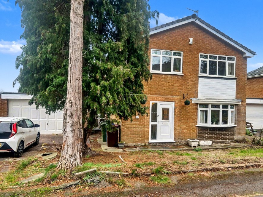 Property for Auction in Manchester - 4 Pinewood Close, Dukinfield