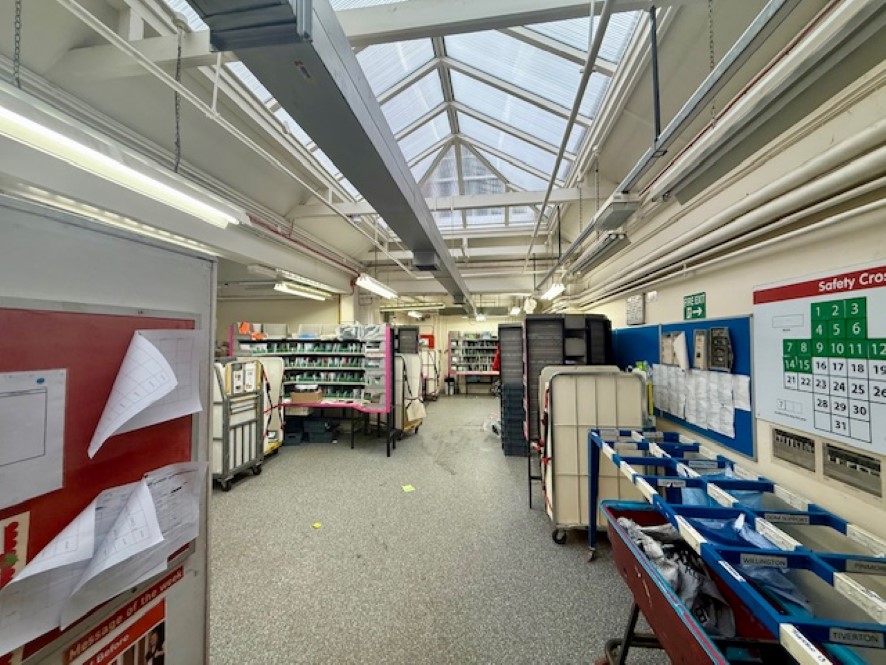 Royal Mail Sorting Office, 81 High Street, Tarporley, Cheshire CW6 0AA