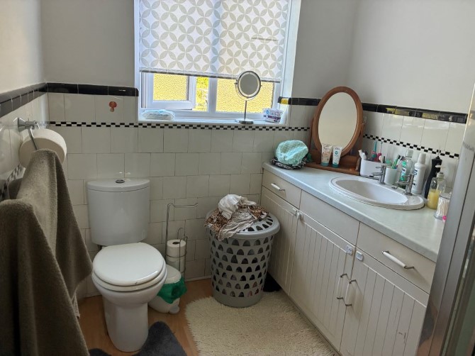 Property for Auction in London - 25 Mill Park Avenue, Hornchurch, Essex