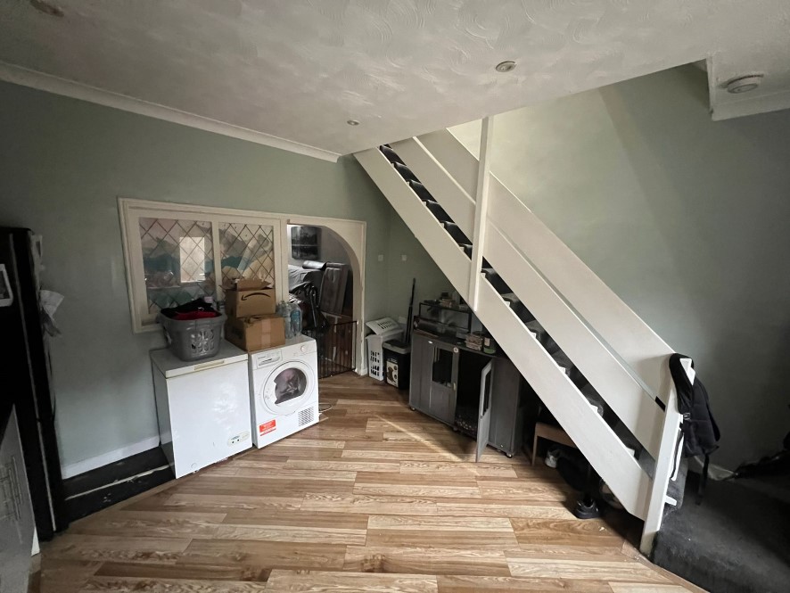 Property for Auction in Manchester - 472 Shaw Road, Royton, Oldham