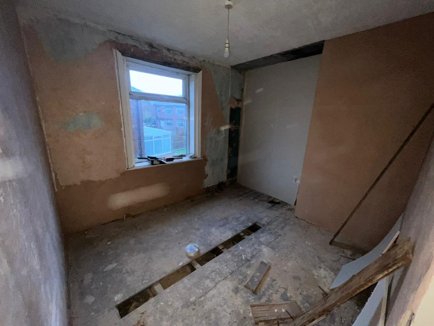 Property for Auction in Manchester - 5 Lewis Street, Shaw, Oldham