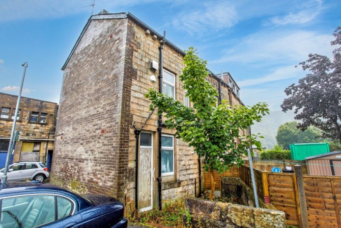 Property for Auction in London - 5 West Street, Todmorden, Lancashire