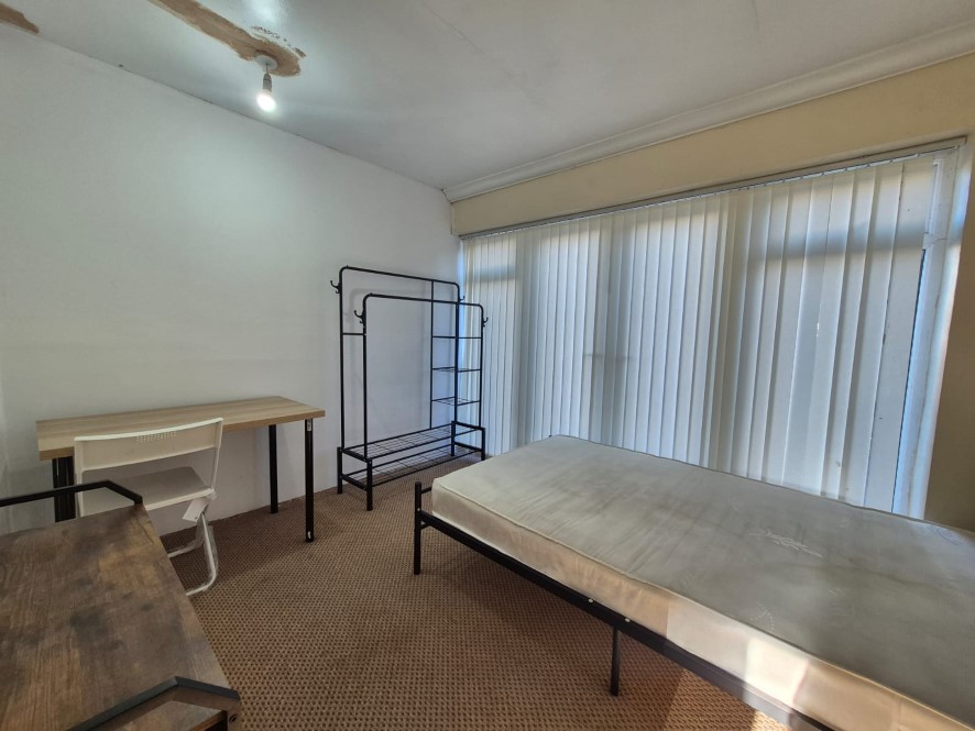 Property for Auction in Manchester - 6 Busk Walk, Chadderton, Oldham