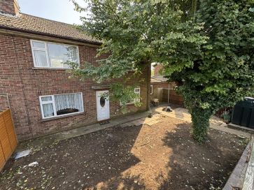 Property for Auction in East Anglia - 3 New Cottages, Hurn Bank, Holbeach Hurn, Holbeach, Spalding, Lincolnshire PE12 8JQ