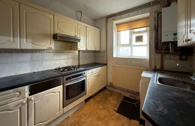 Flat 9 Wray House, Streatham Hill, Streatham, London, SW2 4AR