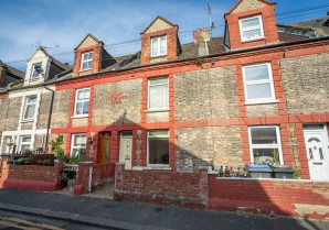 Property for Auction in London - 10 Maison Dieu Place, Dover, Kent, CT16 1DX