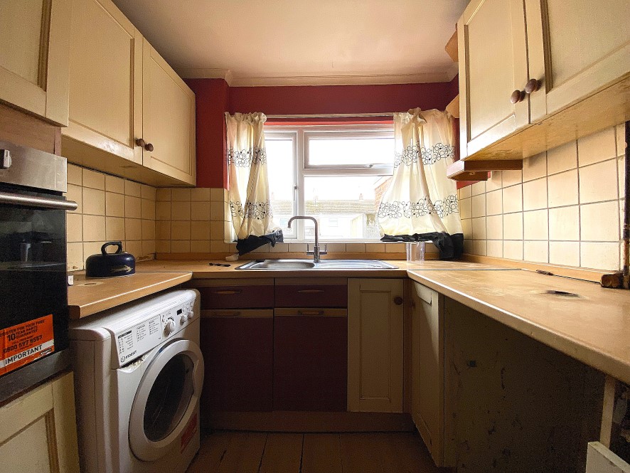 7 Magnolia Close, Drakes Broughton, Pershore, West Midlands WR10 2AZ