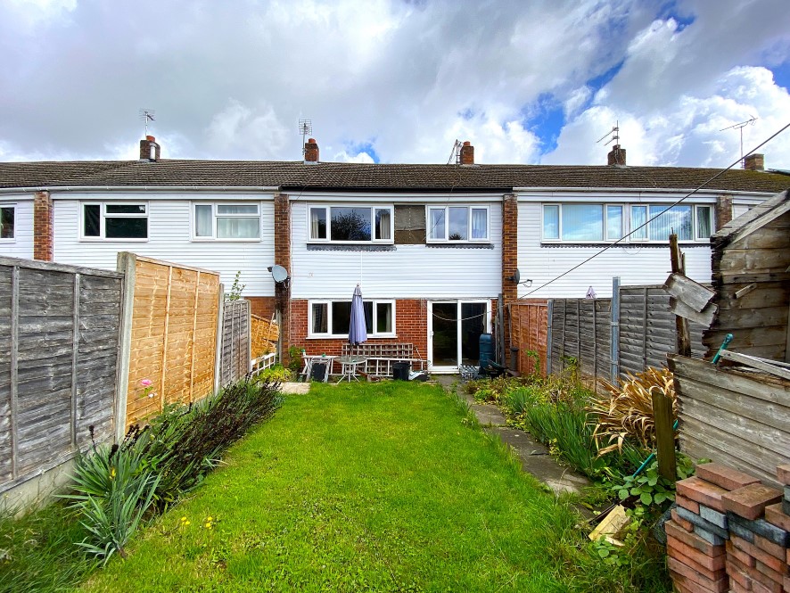 7 Magnolia Close, Drakes Broughton, Pershore, West Midlands WR10 2AZ