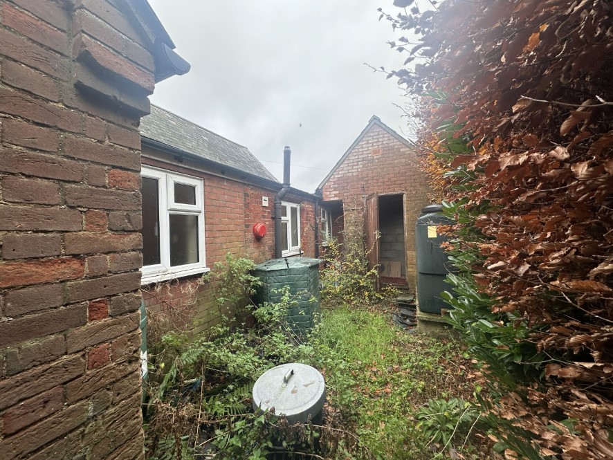 The Old School, Church Road, Aslacton, Norwich, Norfolk NR15 2JH