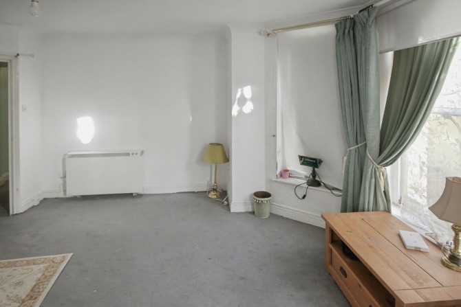 Flat G Warrior House, 22 Warrior Square, St Leonards-on-Sea, East Sussex, TN37 6BS
