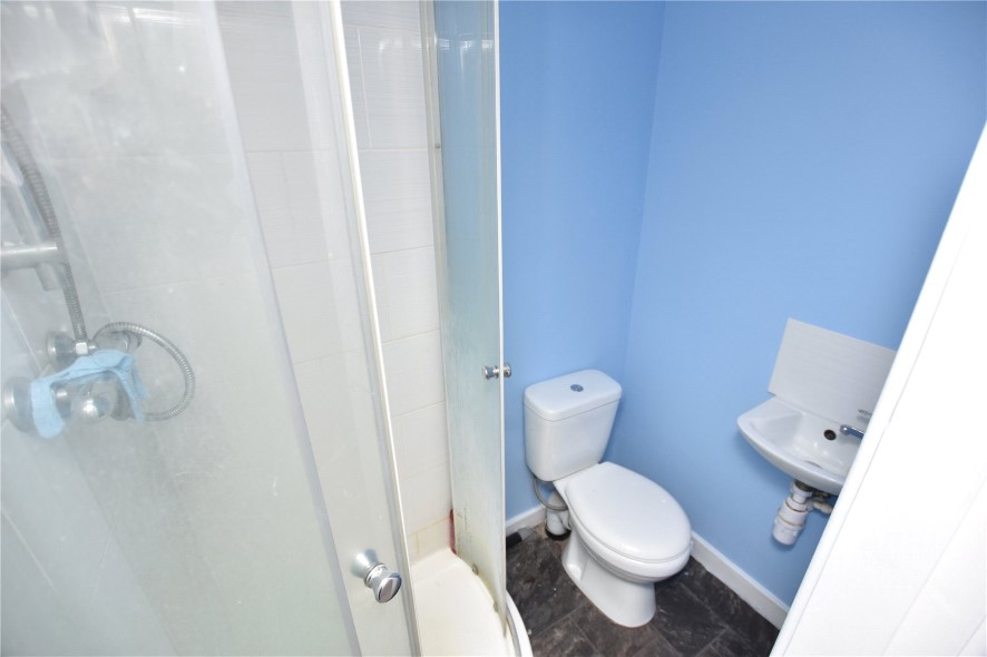 Room 26, 132 Sunbridge Road, Bradford , West Yorkshire BD1 2PF