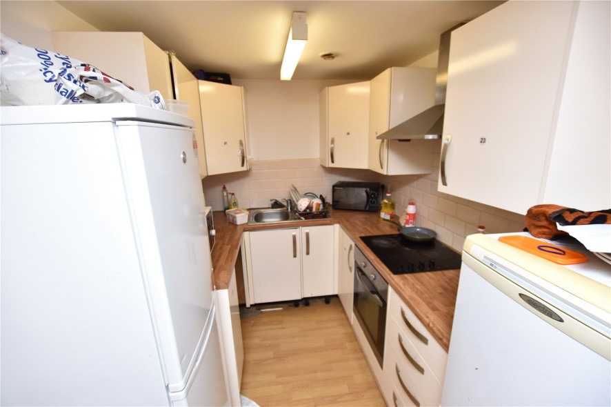 Room 26, 132 Sunbridge Road, Bradford , West Yorkshire BD1 2PF