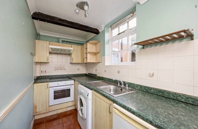 Hall House, High Street, Nutley, Uckfield, TN22 3NE