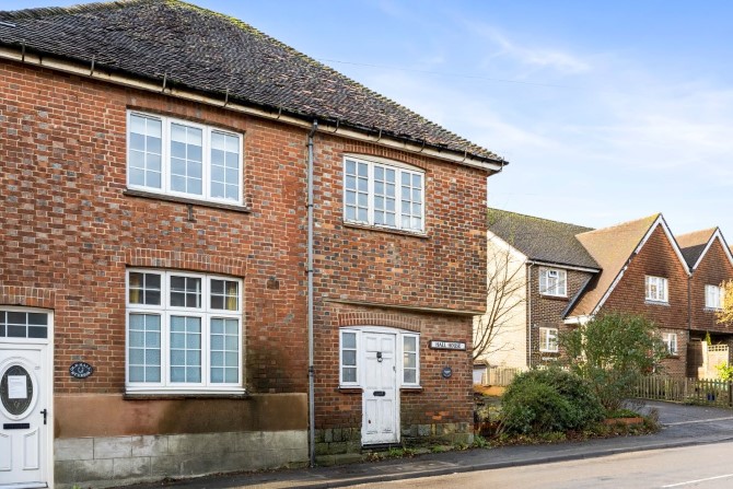 Hall House, High Street, Nutley, Uckfield, TN22 3NE