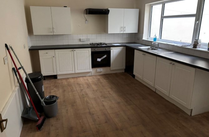 Flat 1, 8 Nightingale Road, Southsea, PO5 3JL