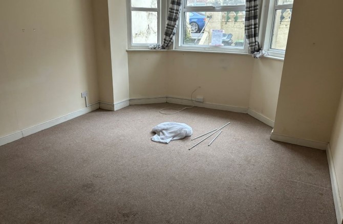 Flat 1, 8 Nightingale Road, Southsea, PO5 3JL