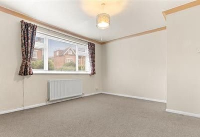 Flat 2 Grosvenor Court, 40 Enys Road, Eastbourne, East Sussex, BN21 2EB