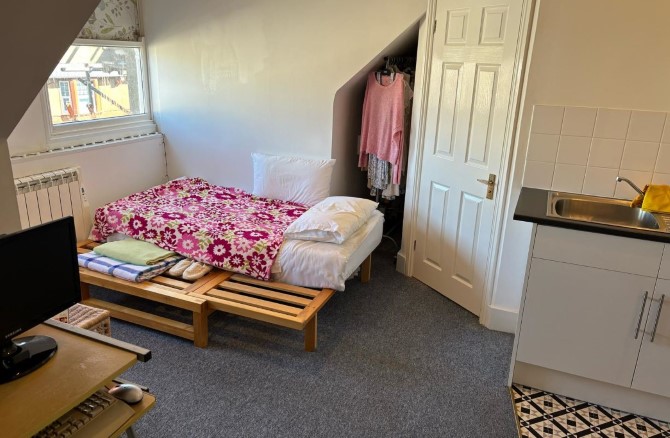 Flat 6, 192 Church Road, Hove, East Sussex, BN3 2DJ