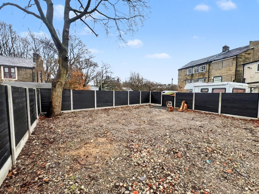 244 Harbour Lane, Milnrow, Rochdale, OL16 4EL