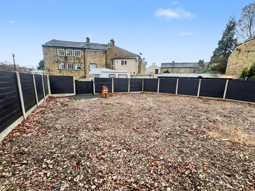 244 Harbour Lane, Milnrow, Rochdale, OL16 4EL