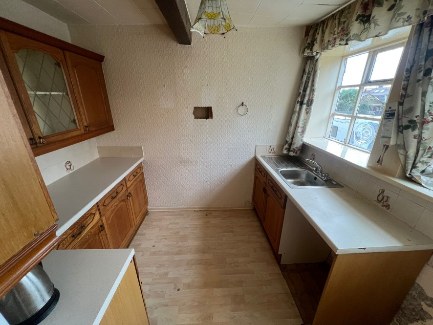 244 Harbour Lane, Milnrow, Rochdale, OL16 4EL