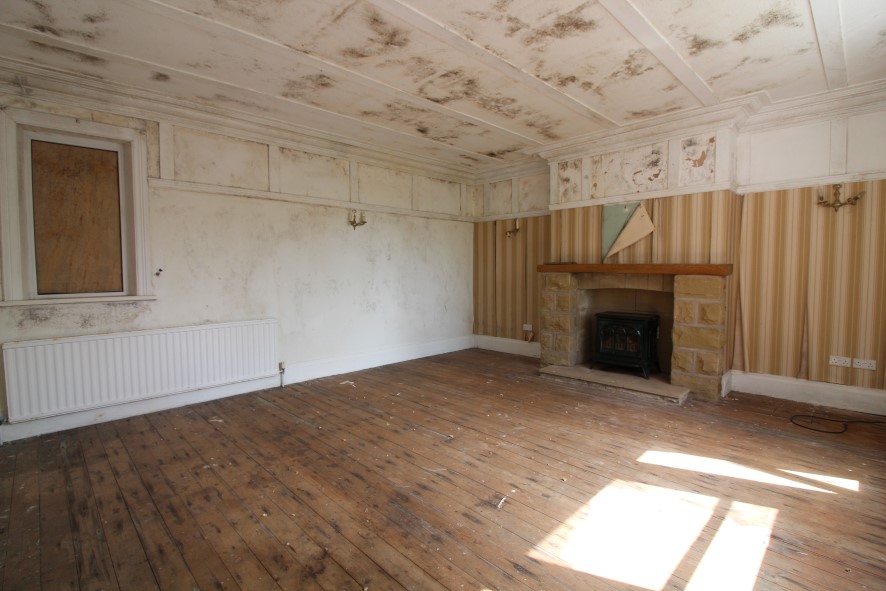 20 Jubilee Street, Briercliffe, Burnley, Lancashire BB10 2JD