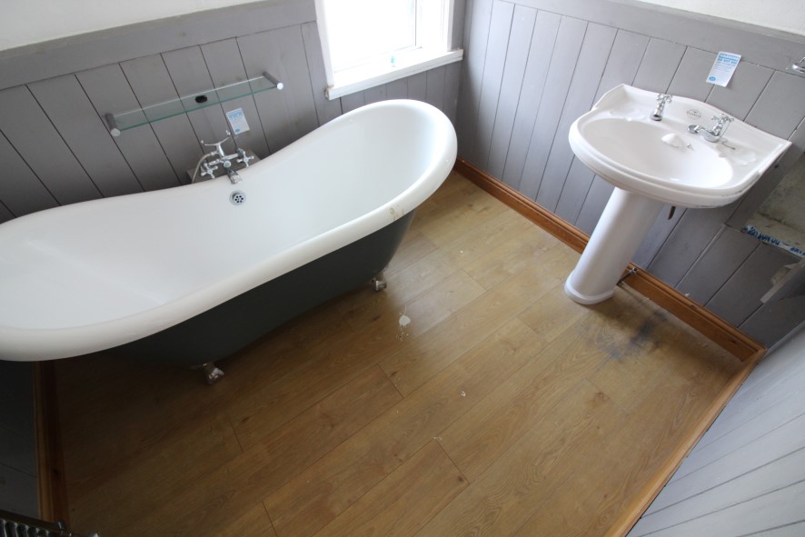 20 Jubilee Street, Briercliffe, Burnley, Lancashire BB10 2JD