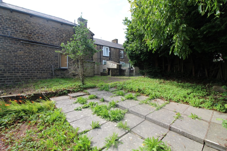 20 Jubilee Street, Briercliffe, Burnley, Lancashire BB10 2JD