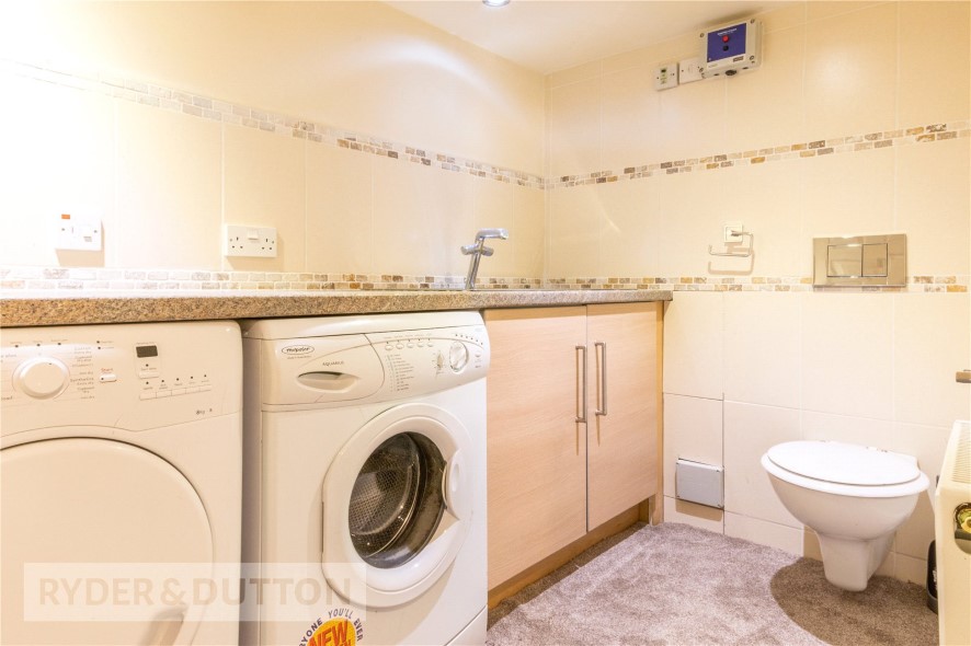 23 Oliver Lane, Marsden, Huddersfield, West Yorkshire, HD7 6BZ