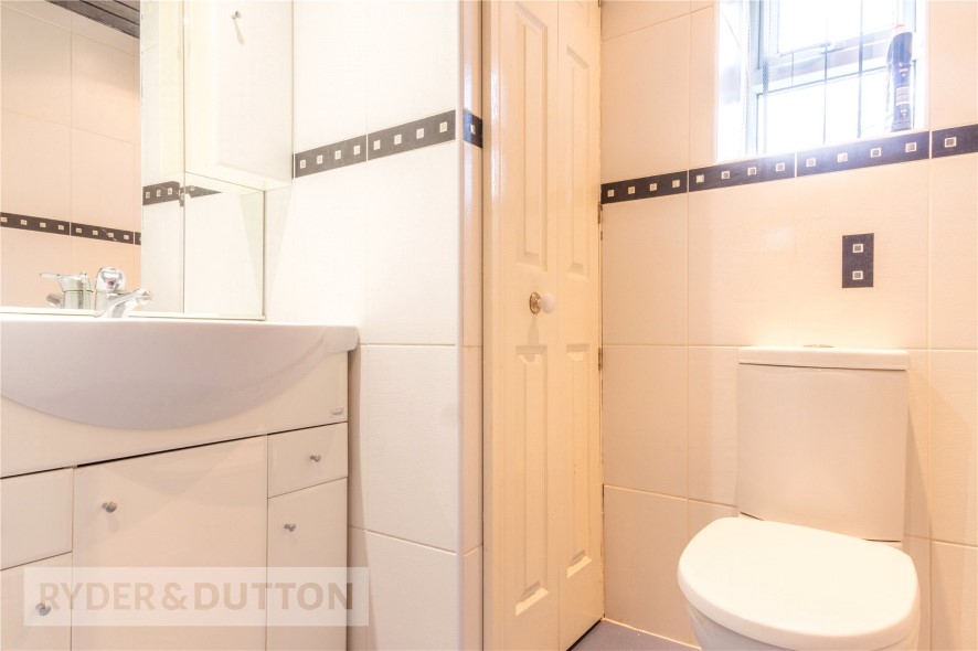 23 Oliver Lane, Marsden, Huddersfield, West Yorkshire, HD7 6BZ