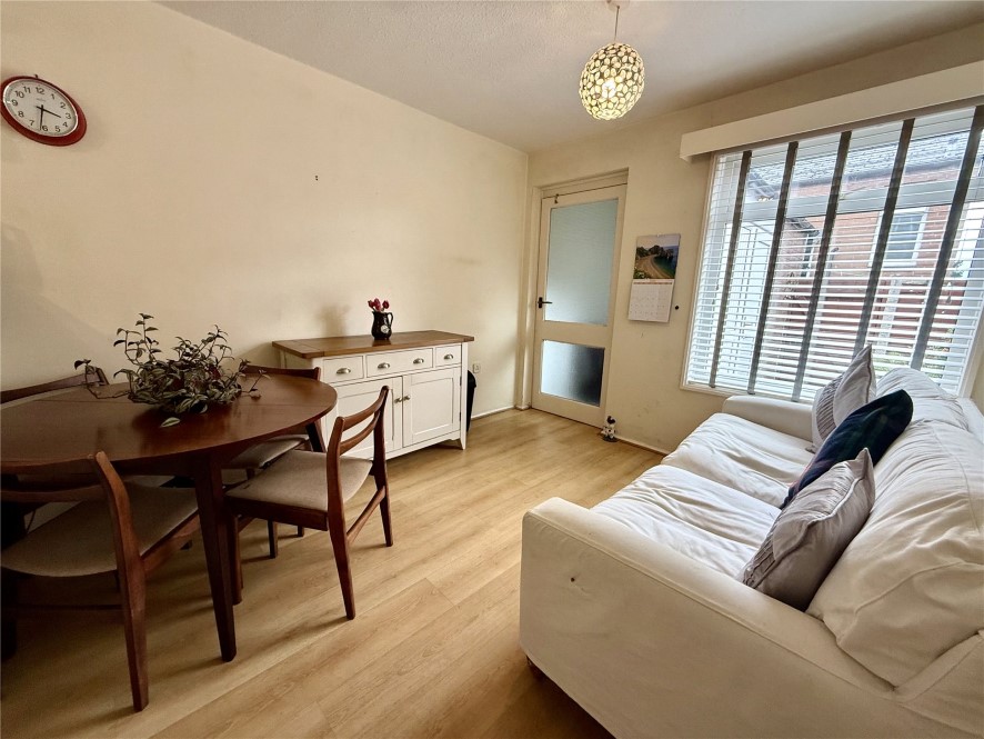 3 Chapel Lane, Royton, Oldham, OL2 5QG