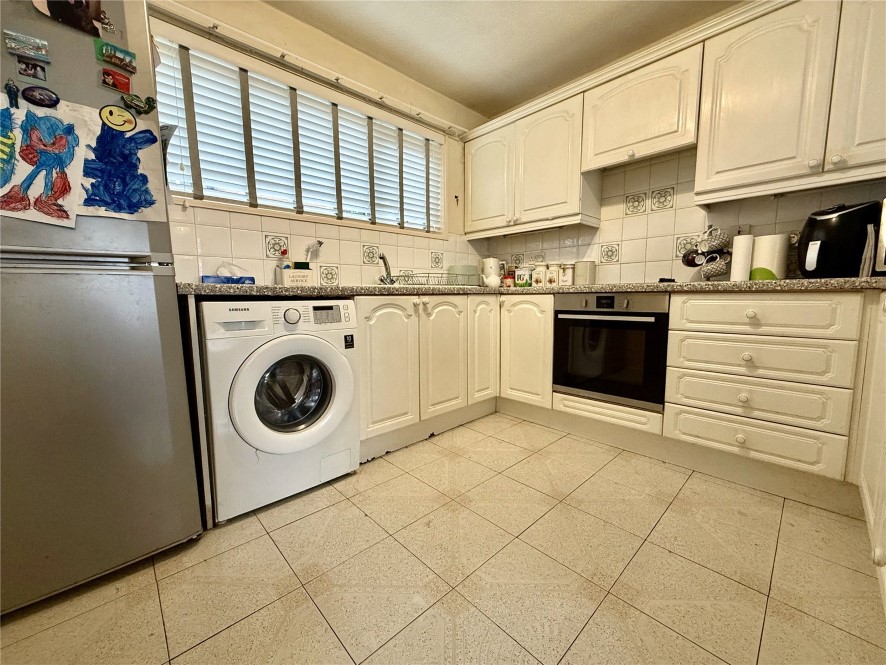 3 Chapel Lane, Royton, Oldham, OL2 5QG