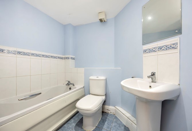 53 Dominica Court, Eastbourne, East Sussex, BN23 5TR