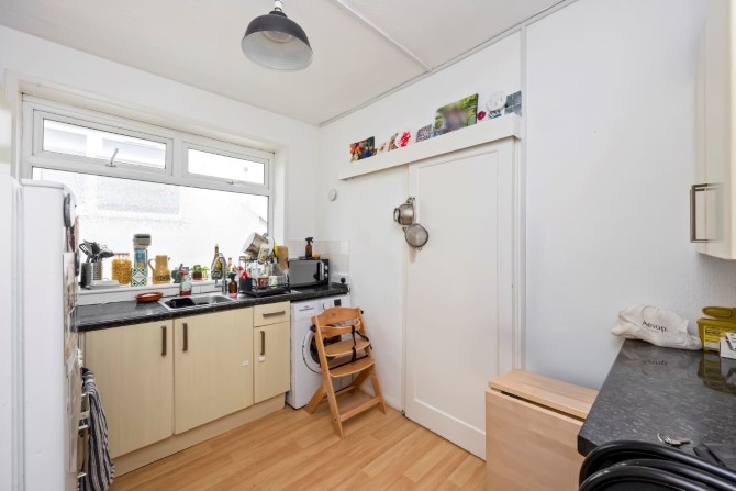 First Floor Flat, 146 Hollingdean Terrace, Brighton, BN1 7HE