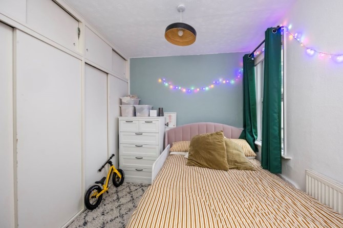 First Floor Flat, 146 Hollingdean Terrace, Brighton, BN1 7HE