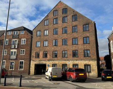Property for Auction in East Anglia - Flat 10, Haven Hall, South Square, Boston, Lincolnshire PE21 6HX