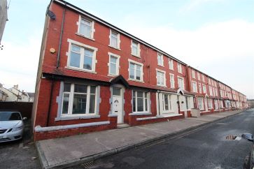 Property for Auction in North West - Flat 1, 8 St. Bedes Avenue, Blackpool, Lancashire FY4 1AQ