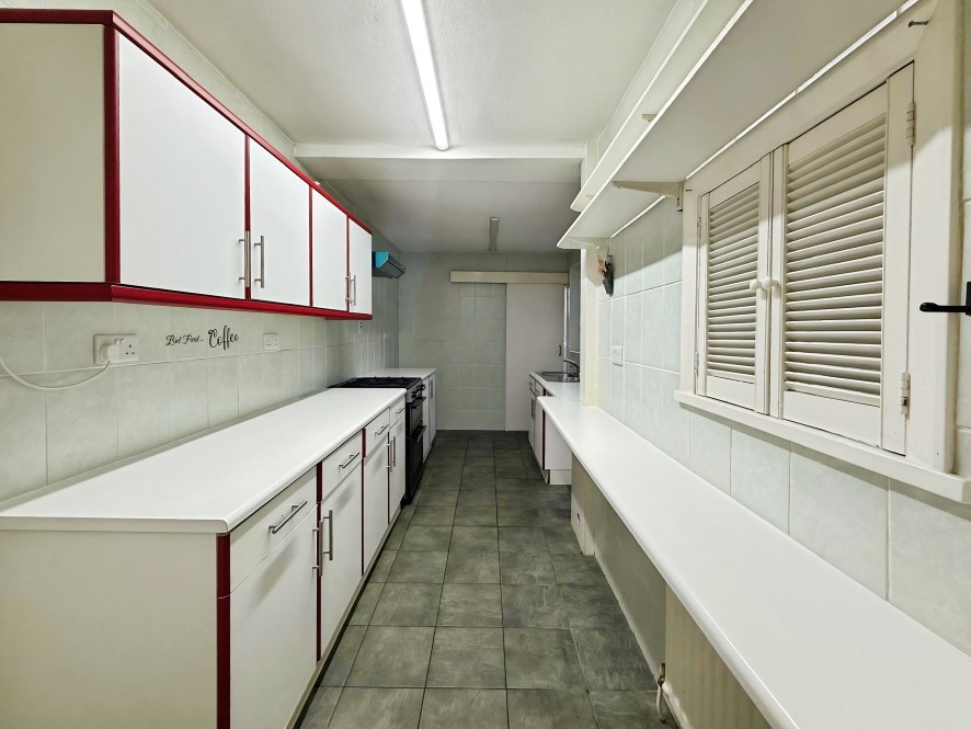 26 Kempley Avenue, Lower Stoke, Coventry, West Midlands CV2 5LP