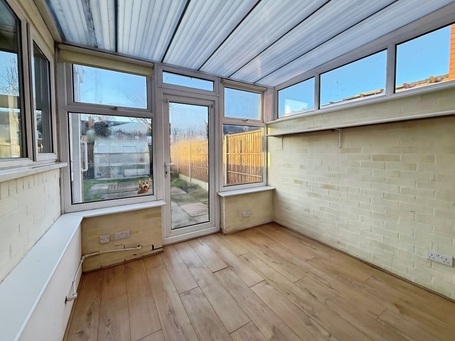 26 Kempley Avenue, Lower Stoke, Coventry, West Midlands CV2 5LP