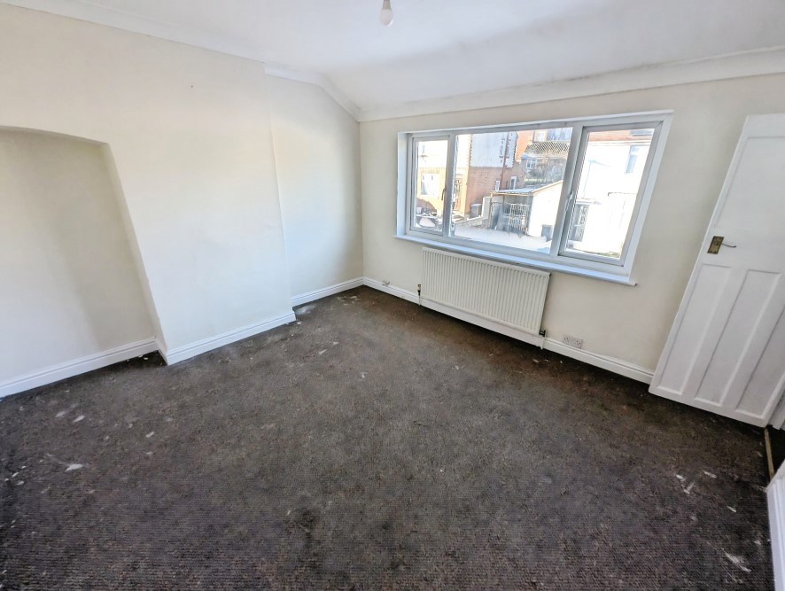 26, Edward Road, Bedworth, West Midlands CV12 8PS