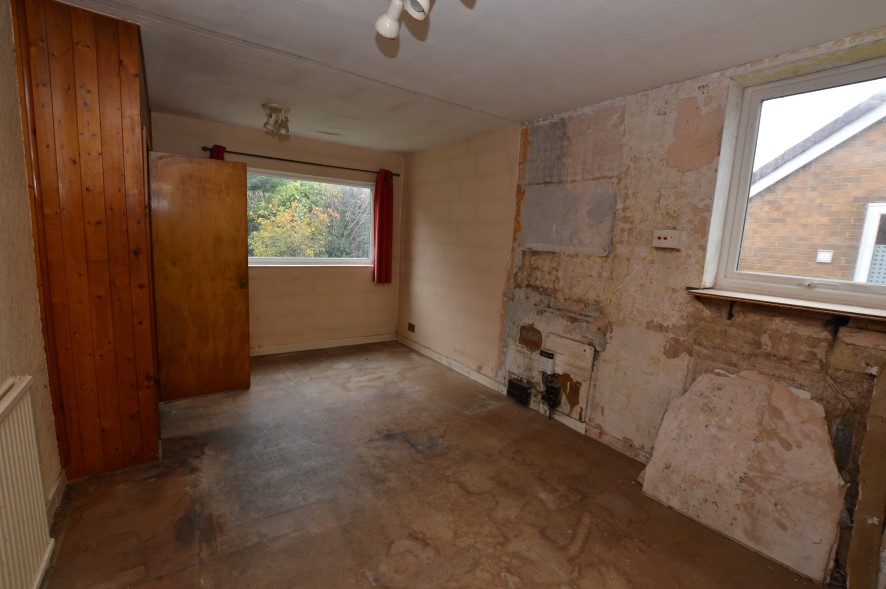 1 Scott Green Drive, Gildersome, Morley, Leeds, West Yorkshire LS27 7BZ