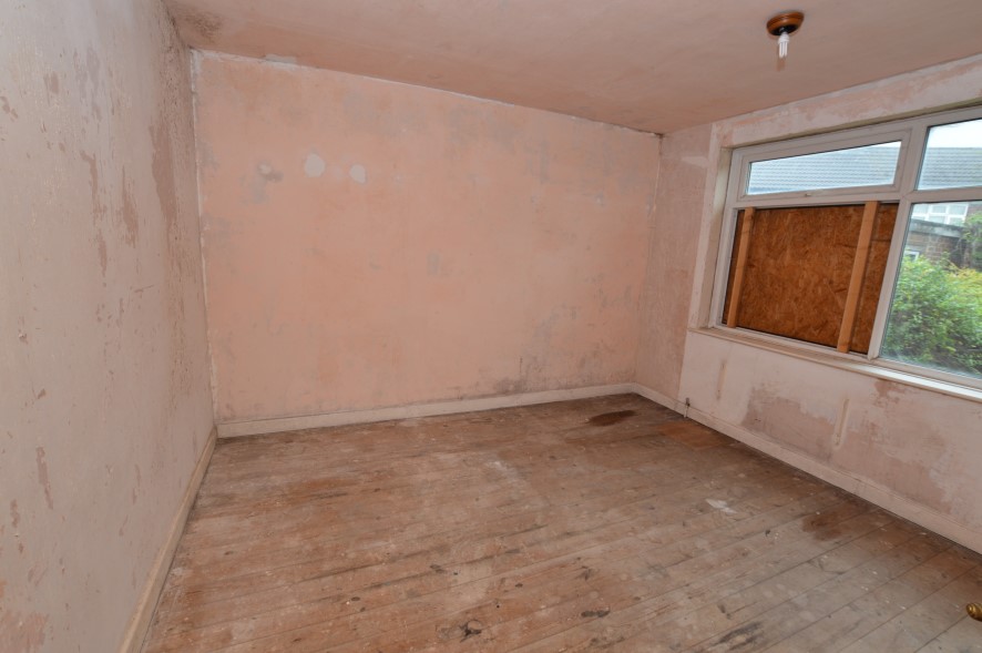 1 Scott Green Drive, Gildersome, Morley, Leeds, West Yorkshire LS27 7BZ