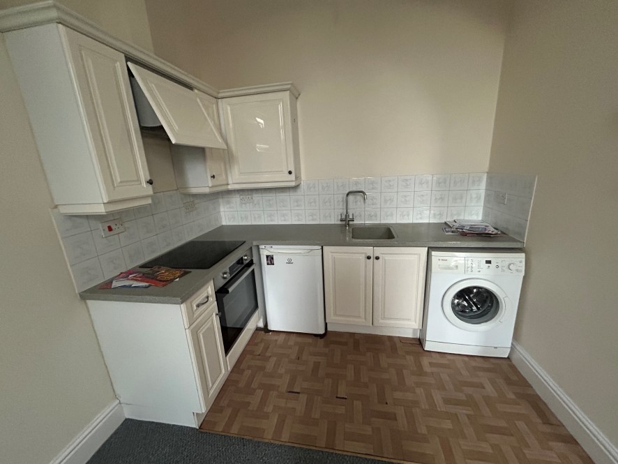 Flat 12A, Victoria Court, Victoria Mews, Morley, Leeds, West Yorkshire LS27 9DA